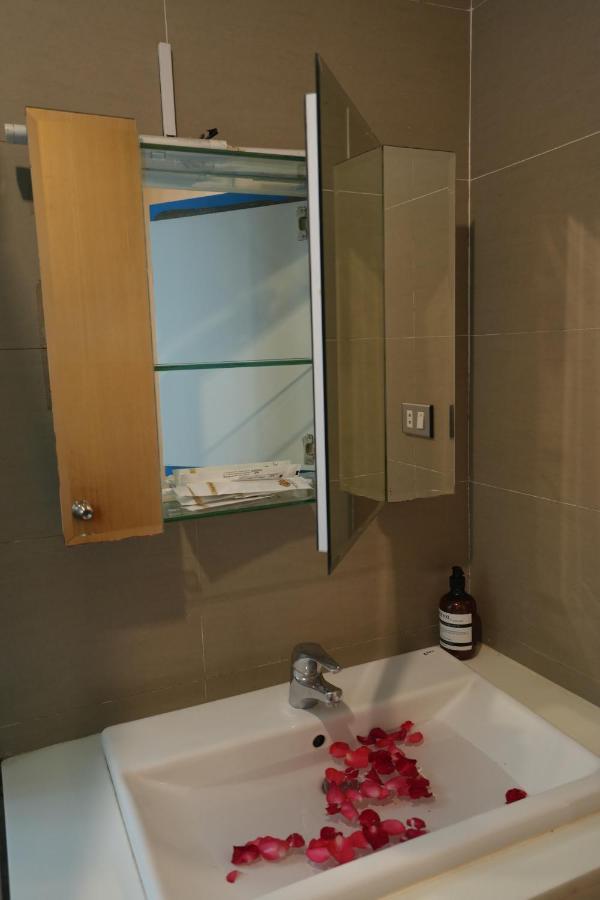 Golden Sunshine Villa Hotel And Travel Ханой Экстерьер фото
