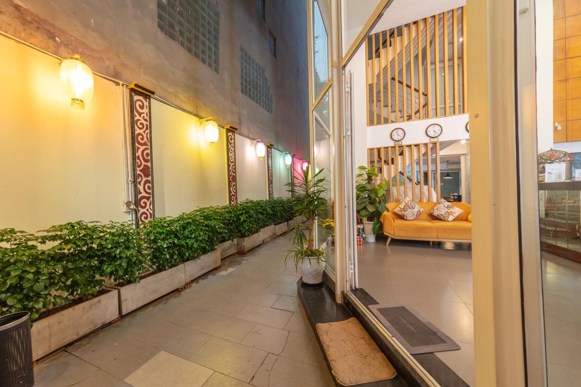 Golden Sunshine Villa Hotel And Travel Ханой Экстерьер фото