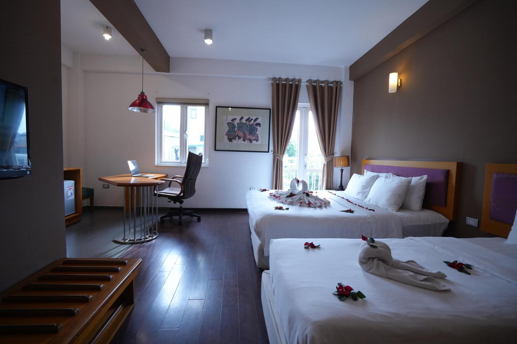 Golden Sunshine Villa Hotel And Travel Ханой Экстерьер фото